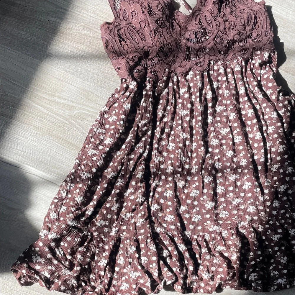Trixxi Brown Lace Floral Dress - Picture 3 of 6